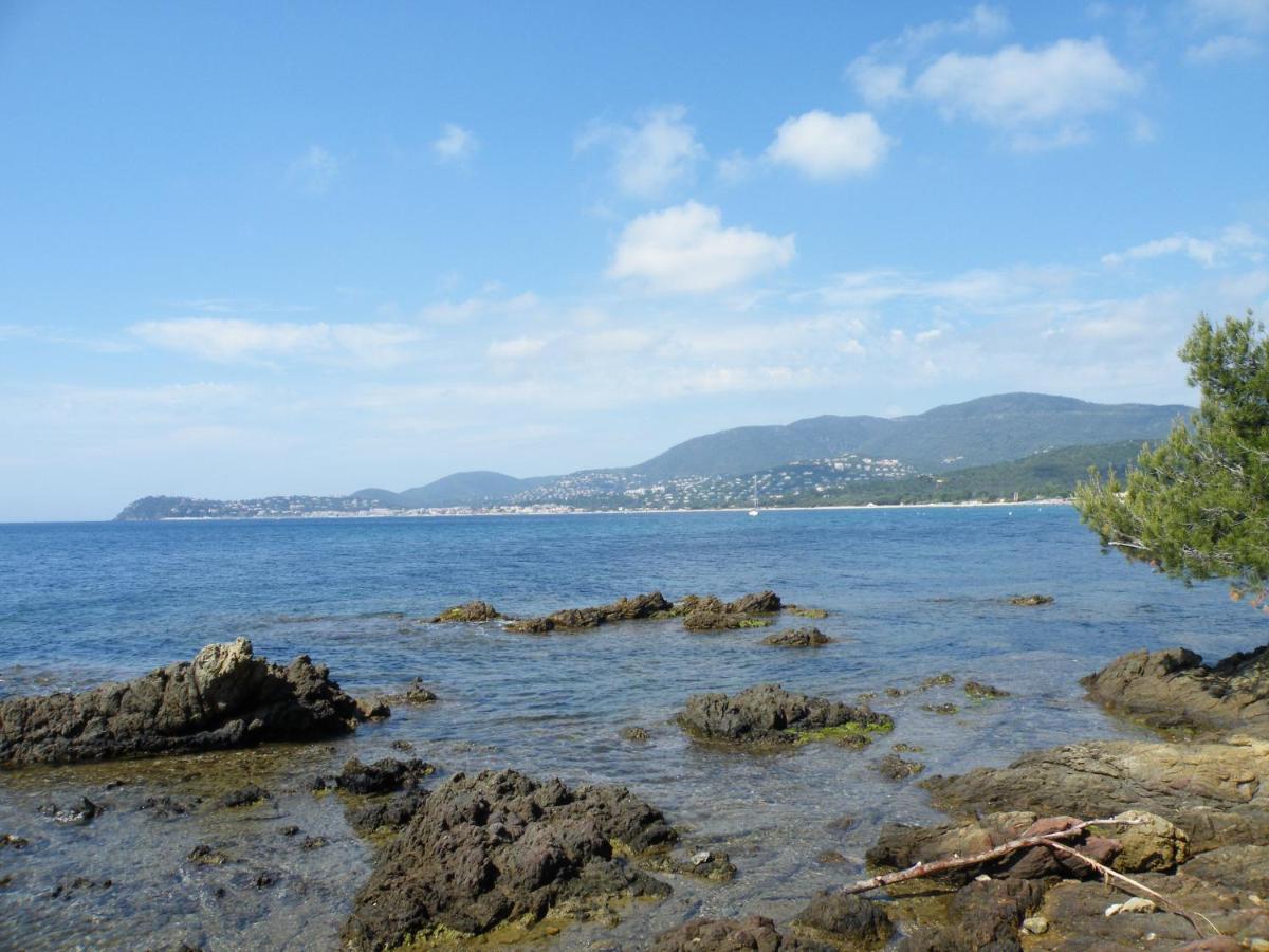 Hotel Les Eucalyptus Cavalaire-sur-Mer Exterior photo